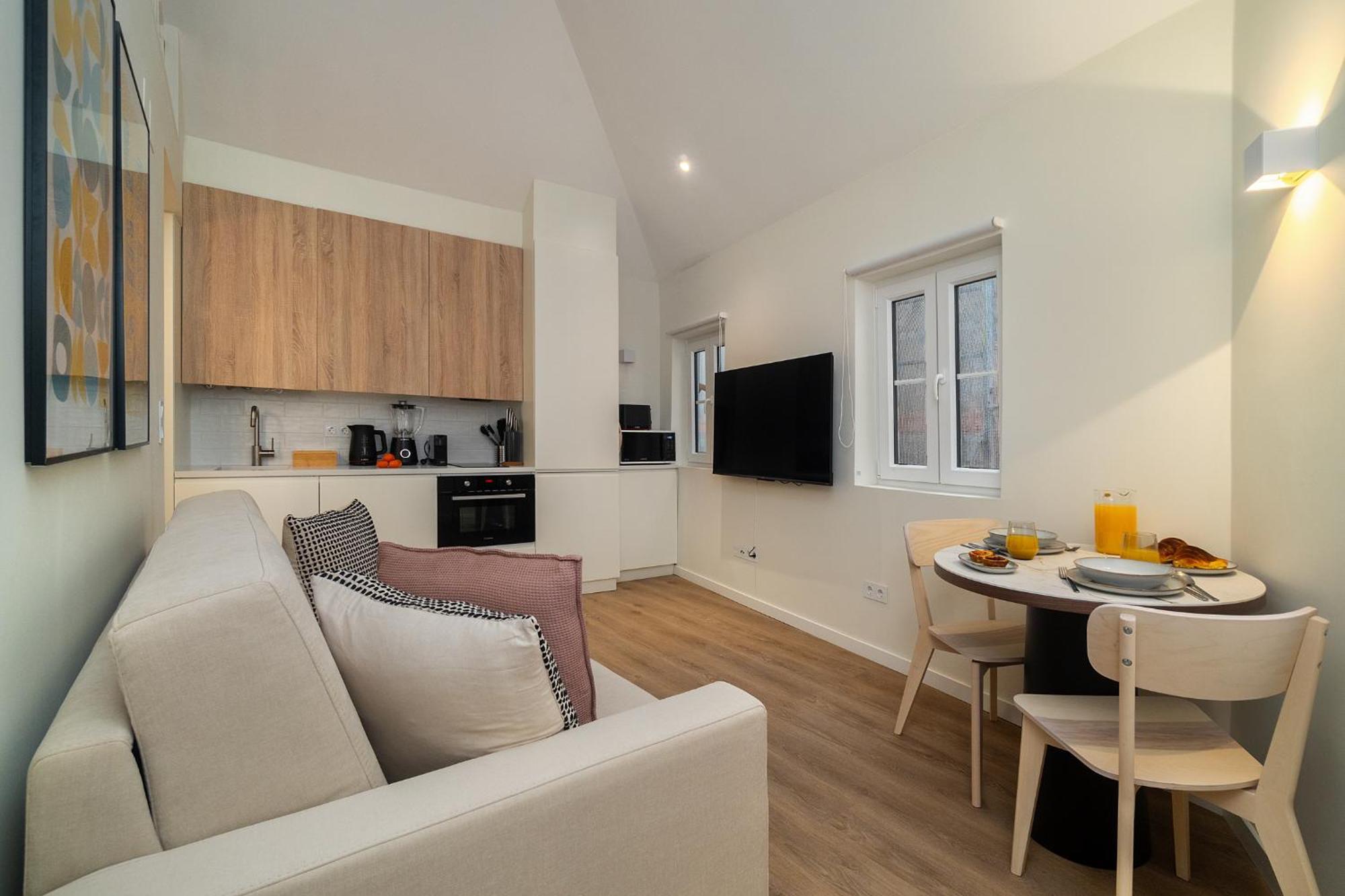 Whome Explore From A Cozy Base In Alfama Apartamento Lisboa